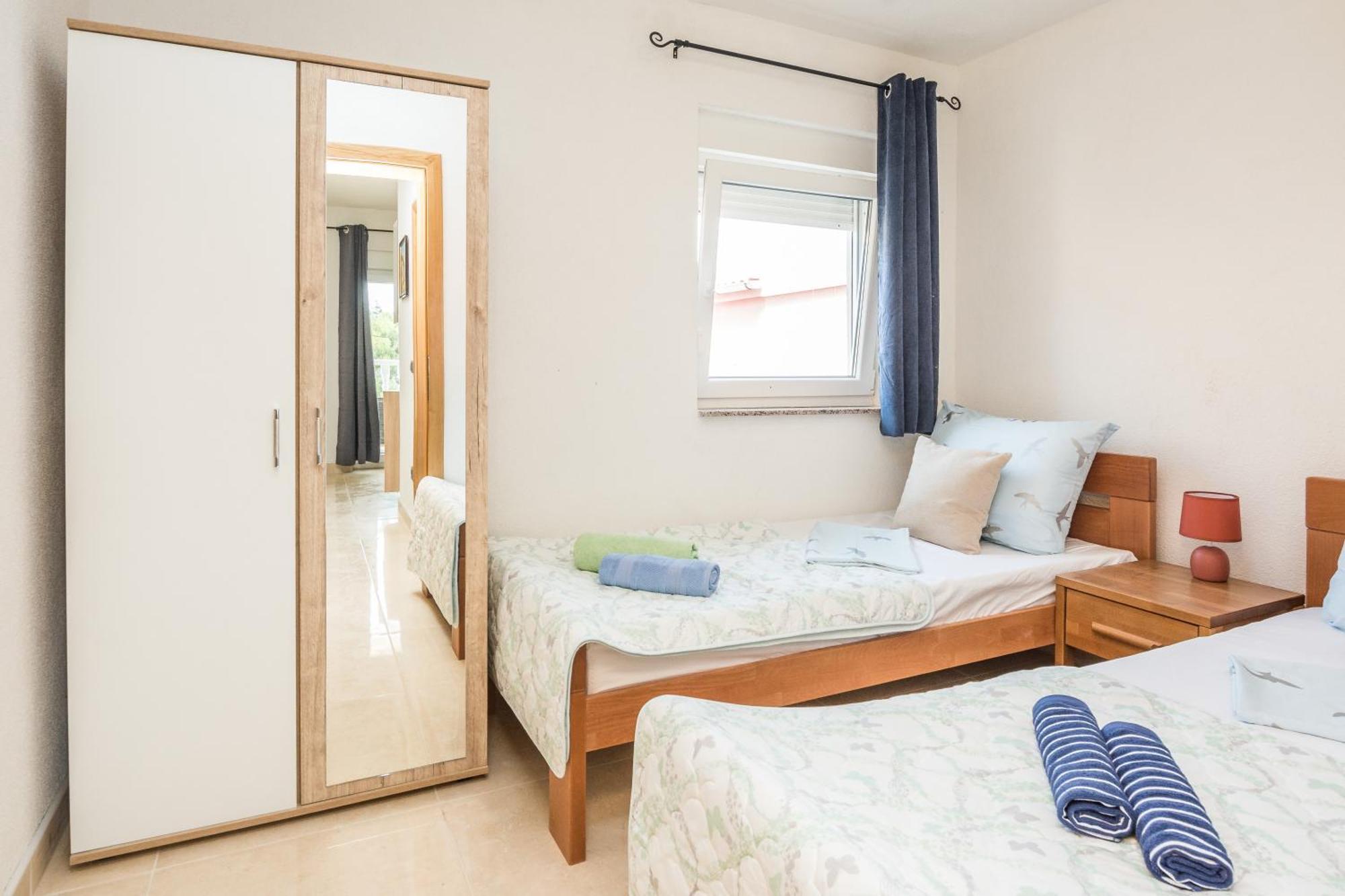 Plaza Ab Apartment Вир Стая снимка